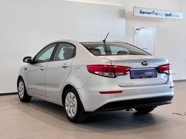 Kia Rio III Рестайлинг с пробегом 2016 года, цена 980 000 рублей, 154757 км, седан, Автокод Объявления