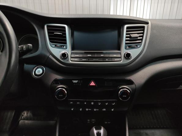 Hyundai Tucson III Рестайлинг с пробегом 2018 года, цена 1 990 000 рублей, 116445 км, внедорожник, Автокод Объявления