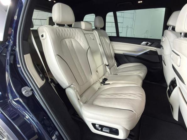 BMW X7 I (G07) Рестайлинг с пробегом 2022 года, цена 10 999 000 рублей, 71135 км, внедорожник, Автокод Объявления