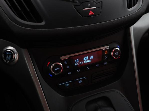 Ford Kuga II с пробегом 2016 года, цена 1 400 000 рублей, 113700 км, внедорожник, Автокод Объявления
