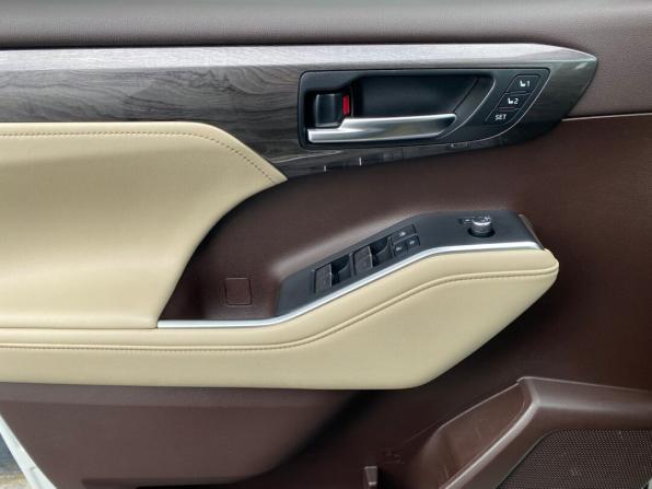 Toyota Highlander IV (XU70) с пробегом 2021 года, цена 4 499 000 рублей, 87497 км, внедорожник, Автокод Объявления