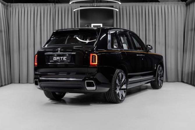Новый Rolls-Royce Cullinan I Рестайлинг 2025 года, цена 70 196 400 рублей, внедорожник, Автокод Объявления