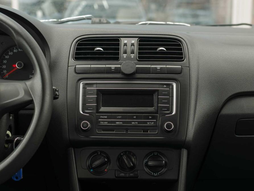Volkswagen Polo V Рестайлинг Новосибирск  - изображение 13