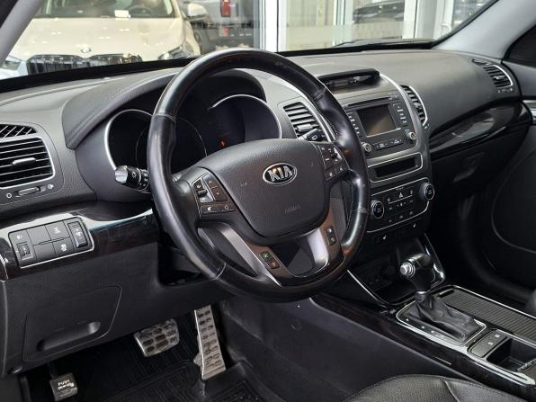 Kia Sorento II Рестайлинг с пробегом 2012 года, цена 1 500 000 рублей, 235971 км, внедорожник, Автокод Объявления