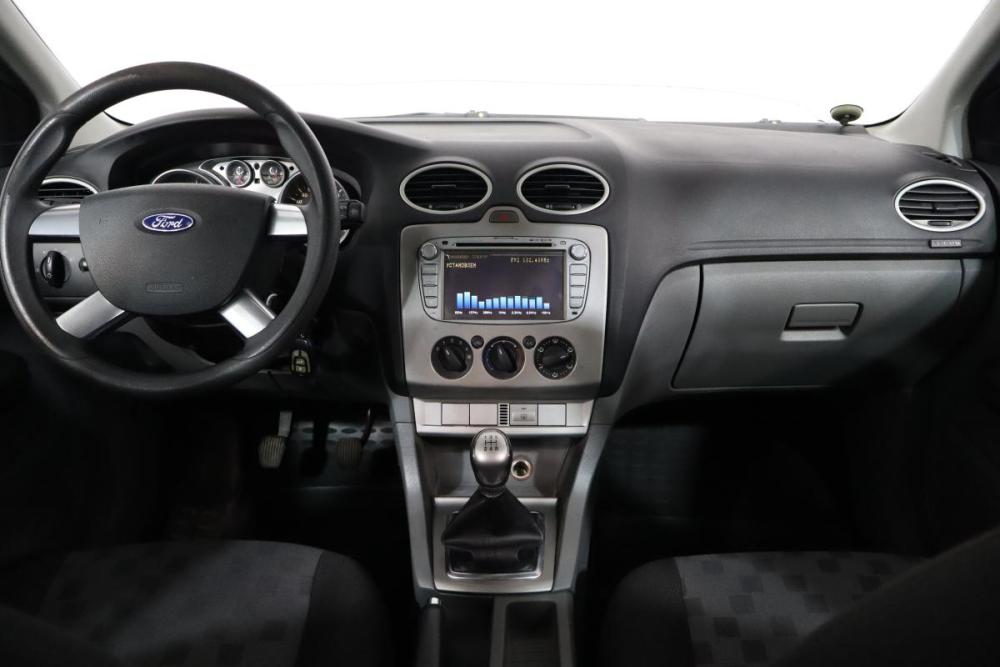Ford Focus II Рестайлинг Санкт-Петербург  - изображение 7