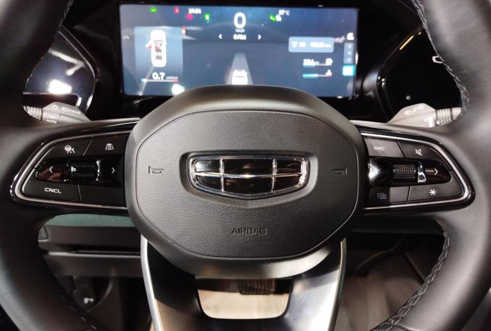 Geely Monjaro I Саратов  - изображение 19