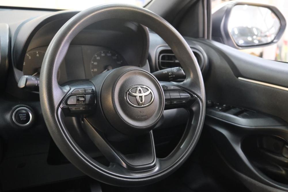 Toyota Yaris IV Омск  - изображение 13