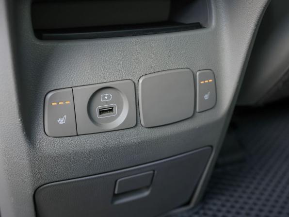 Kia Carnival III с пробегом 2019 года, цена 2 600 000 рублей, 141263 км, минивэн, Автокод Объявления