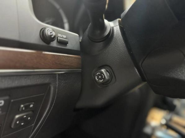 Toyota Land Cruiser 200 Series Рестайлинг 2 с пробегом 2019 года, цена 7 997 000 рублей, 130780 км, внедорожник, Автокод Объявления