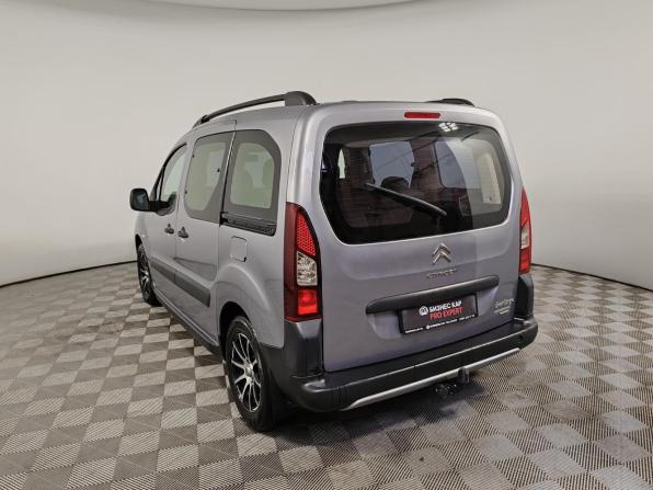 Citroen Berlingo II Рестайлинг 2 с пробегом 2017 года, цена 1 075 000 рублей, 174145 км, компактвэн, Автокод Объявления