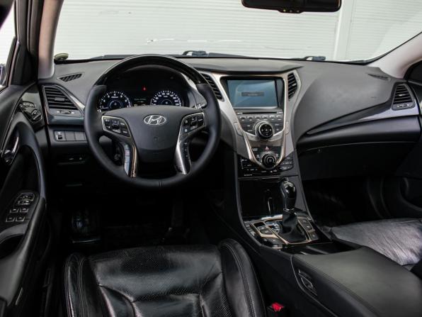 Hyundai Grandeur V с пробегом 2012 года, цена 1 580 000 рублей, 118183 км, седан, Автокод Объявления