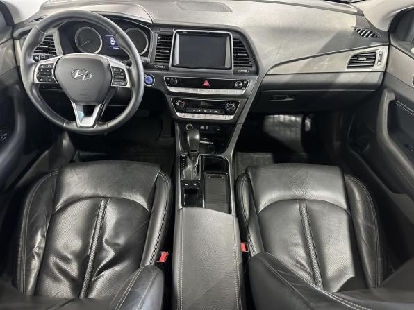 Hyundai Sonata VII (LF) Рестайлинг с пробегом 2019 года, цена 1 690 000 рублей, 178844 км, седан, Автокод Объявления