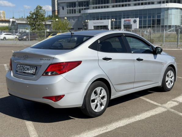 Hyundai Solaris I Рестайлинг с пробегом 2015 года, цена 1 030 000 рублей, 159450 км, седан, Автокод Объявления