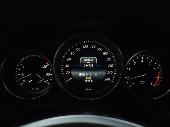 Mercedes-Benz E-Класс IV (W212 S212 C207) Рестайлинг с пробегом 2015 года, цена 2 149 995 рублей, 244922 км, седан, Автокод Объявления