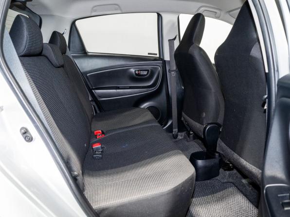 Toyota Vitz III (XP130) Рестайлинг 2 с пробегом 2018 года, цена 1 100 000 рублей, 82591 км, хэтчбек, Автокод Объявления
