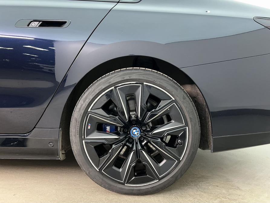 BMW i7 Москва  - изображение 14