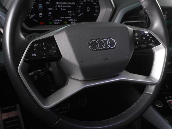 Audi Q5 e-tron с пробегом 2022 года, цена 4 841 000 рублей, 25233 км, внедорожник, Автокод Объявления