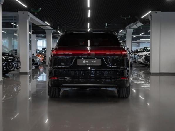 Li Auto (Lixiang) L7 I Рестайлинг с пробегом 2025 года, цена 8 150 000 рублей, 50 км, внедорожник, Автокод Объявления