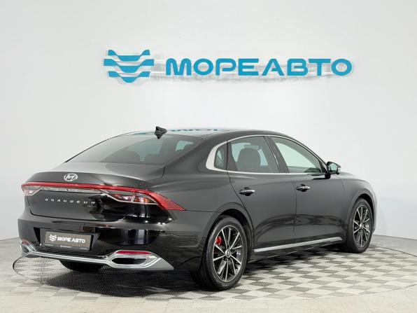 Hyundai Grandeur VI Рестайлинг с пробегом 2021 года, цена 2 650 000 рублей, 42950 км, седан, Автокод Объявления