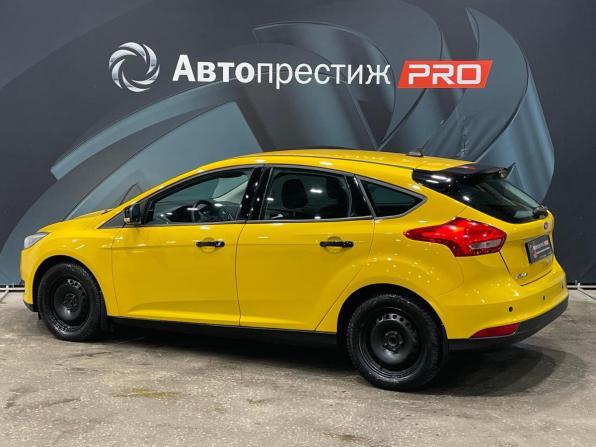 Ford Focus III Рестайлинг с пробегом 2017 года, цена 724 000 рублей, 131866 км, хэтчбек, Автокод Объявления
