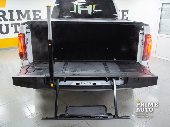 Ford F-150 XIV Рестайлинг с пробегом 2024 года, цена 13 299 000 рублей, 800 км, offers.body_type.unknown, Автокод Объявления