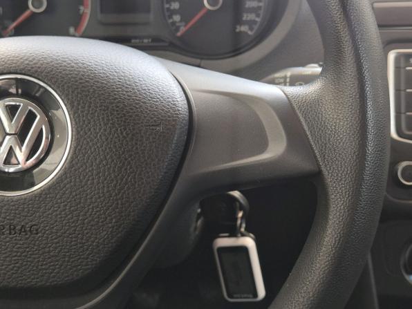 Volkswagen Polo V с пробегом 2015 года, цена 799 000 рублей, 94799 км, седан, Автокод Объявления