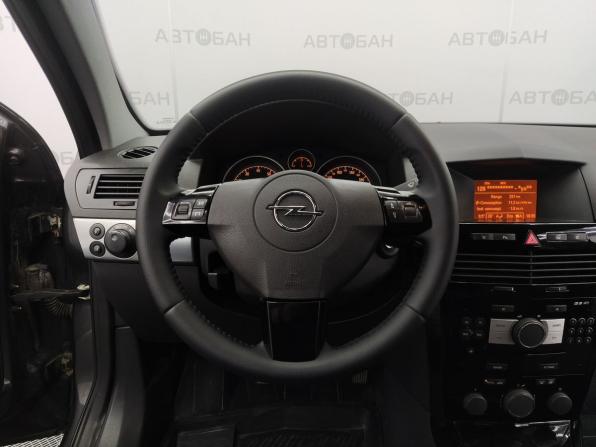 Opel Astra H Рестайлинг с пробегом 2011 года, цена 590 000 рублей, 215000 км, универсал, Автокод Объявления
