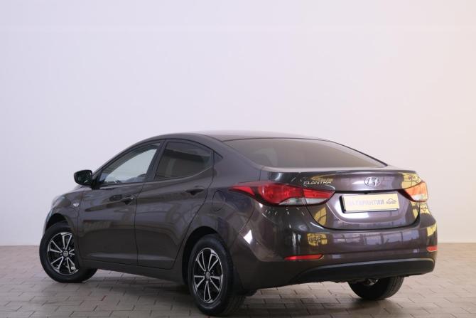 Hyundai Elantra V (MD) Рестайлинг с пробегом 2015 года, цена 1 419 000 рублей, 155000 км, седан, Автокод Объявления