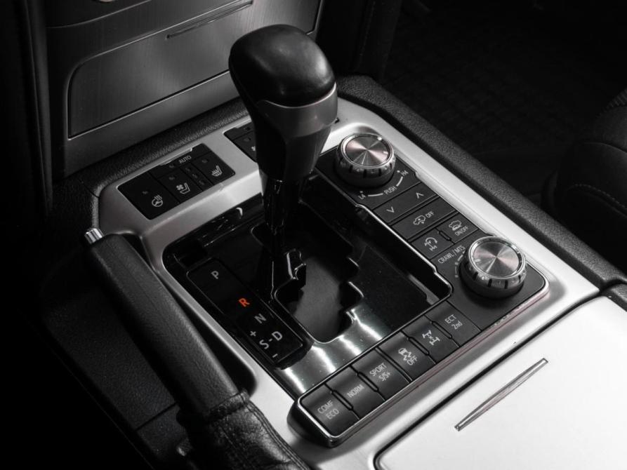 Toyota Land Cruiser 200 Series Рестайлинг 2 Тюмень  - изображение 17