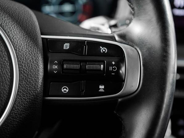 Kia K5 III с пробегом 2021 года, цена 2 450 000 рублей, 137105 км, седан, Автокод Объявления