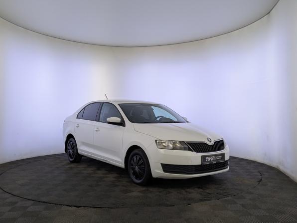 Skoda Rapid I Рестайлинг с пробегом 2019 года, цена 900 000 рублей, 171570 км, лифтбек, Автокод Объявления