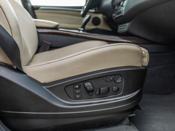 BMW X5 II (E70) Рестайлинг с пробегом 2013 года, цена 1 898 000 рублей, 176112 км, внедорожник, Автокод Объявления