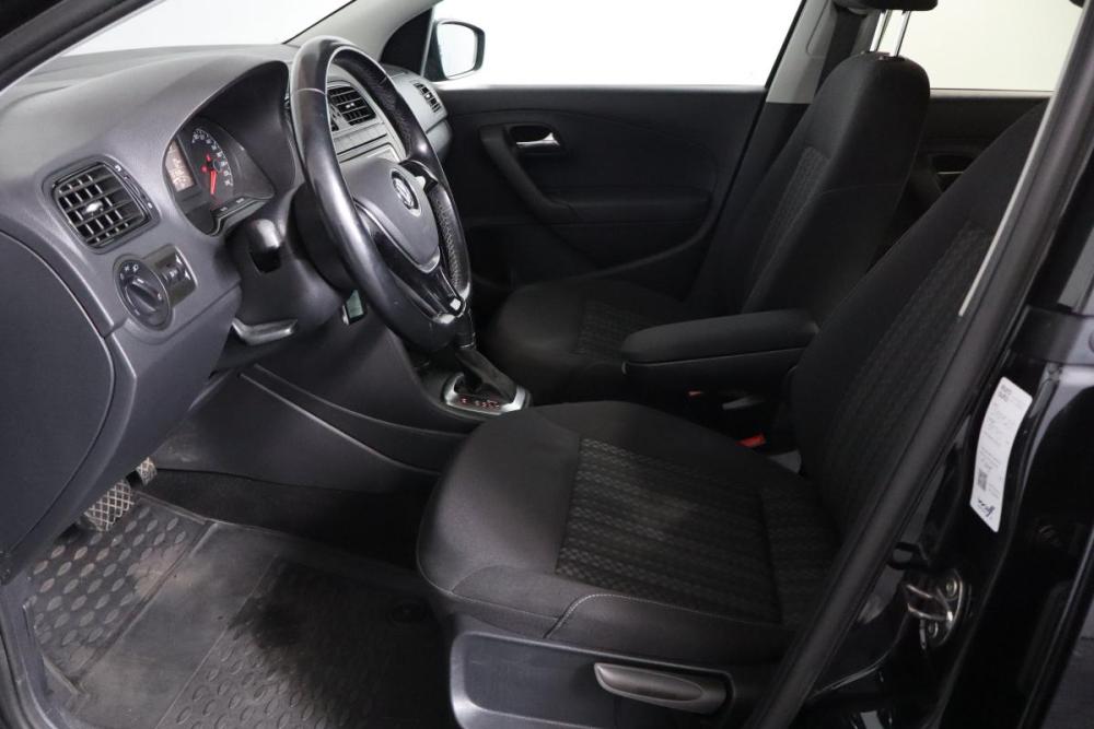 Volkswagen Polo V Рестайлинг Санкт-Петербург  - изображение 8