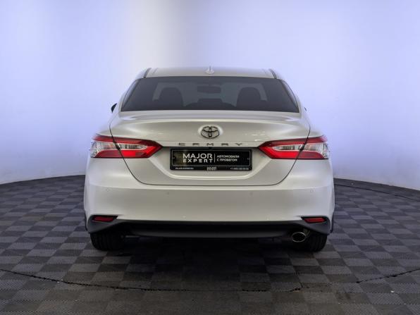 Toyota Camry VIII (XV70) Рестайлинг с пробегом 2021 года, цена 3 190 000 рублей, 47174 км, седан, Автокод Объявления