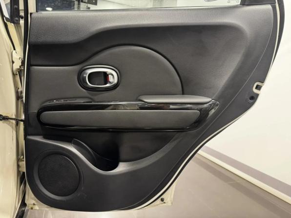 Kia Soul II с пробегом 2016 года, цена 1 139 000 рублей, 187309 км, хэтчбек, Автокод Объявления