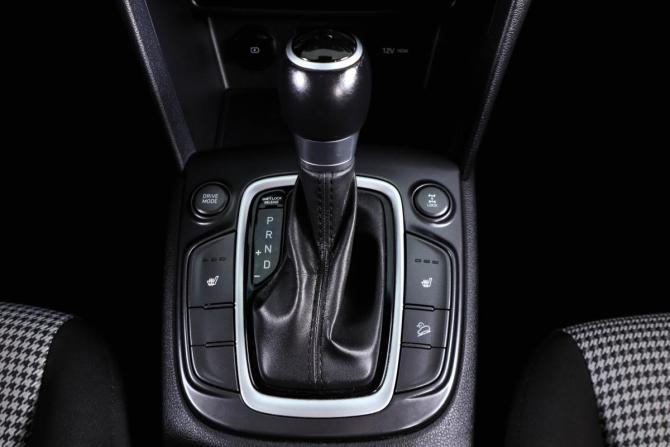 Hyundai Kona I с пробегом 2019 года, цена 1 999 000 рублей, 51000 км, внедорожник, Автокод Объявления