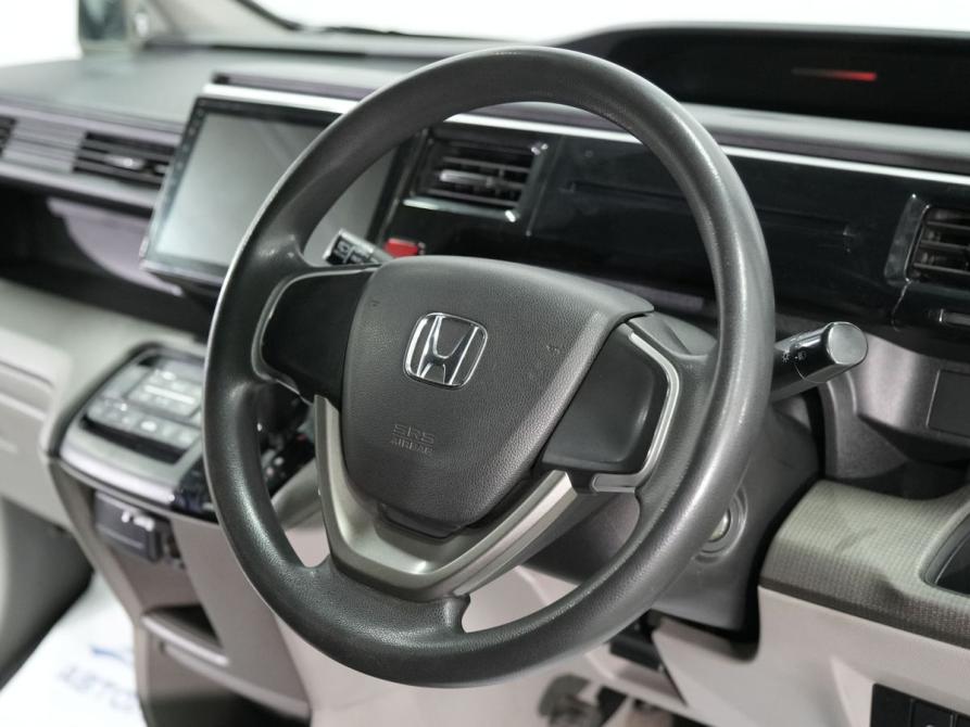 Honda Stepwgn V Новосибирск  - изображение 16