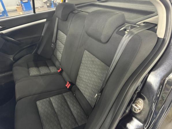 Skoda Octavia II (A5) Рестайлинг с пробегом 2011 года, цена 646 800 рублей, 226576 км, лифтбек, Автокод Объявления