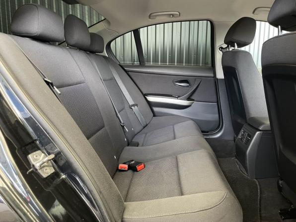 BMW 3 серии V (E90/E91/E92/E93) Рестайлинг с пробегом 2010 года, цена 1 137 000 рублей, 111078 км, седан, Автокод Объявления