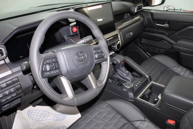 Toyota Tacoma IV с пробегом 2024 года, цена 8 990 000 рублей, 291 км, offers.body_type.unknown, Автокод Объявления