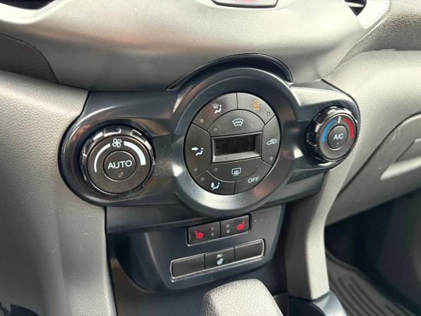 Ford EcoSport II с пробегом 2017 года, цена 945 000 рублей, 176400 км, внедорожник, Автокод Объявления