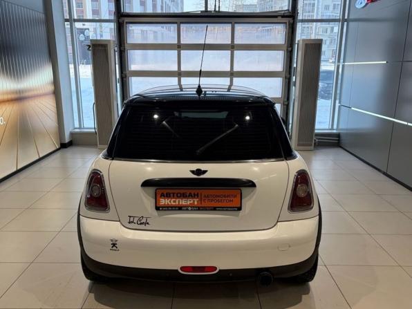 Mini Hatch II (R56) с пробегом 2010 года, цена 599 000 рублей, 252000 км, хэтчбек, Автокод Объявления