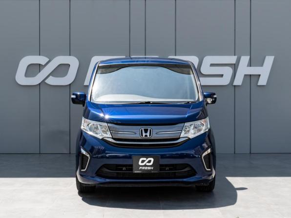 Honda Stepwgn V с пробегом 2017 года, цена 1 887 030 рублей, 96102 км, минивэн, Автокод Объявления
