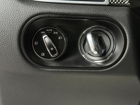 Porsche Macan I с пробегом 2014 года, цена 2 250 000 рублей, 186628 км, внедорожник, Автокод Объявления