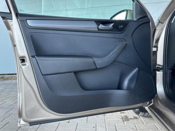Volkswagen Polo VI с пробегом 2020 года, цена 1 360 000 рублей, 153706 км, лифтбек, Автокод Объявления