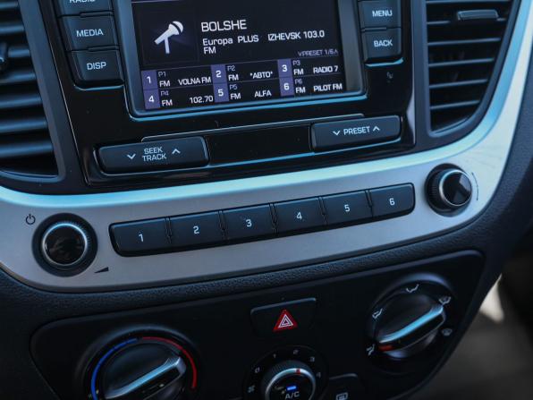Hyundai Solaris II с пробегом 2019 года, цена 1 399 000 рублей, 105768 км, седан, Автокод Объявления