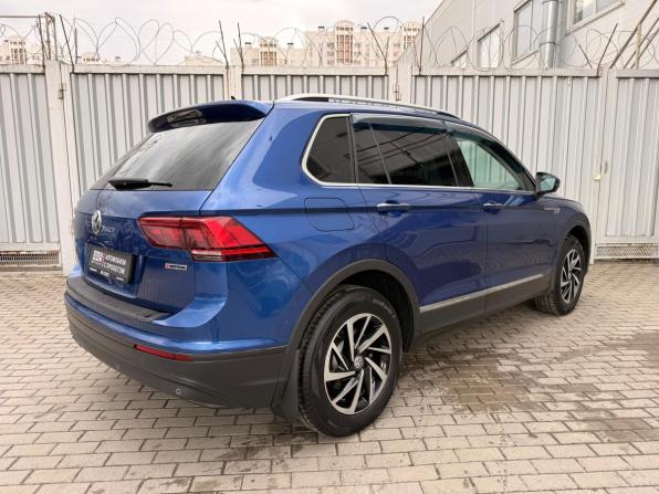 Volkswagen Tiguan II с пробегом 2018 года, цена 2 699 000 рублей, 47795 км, внедорожник, Автокод Объявления