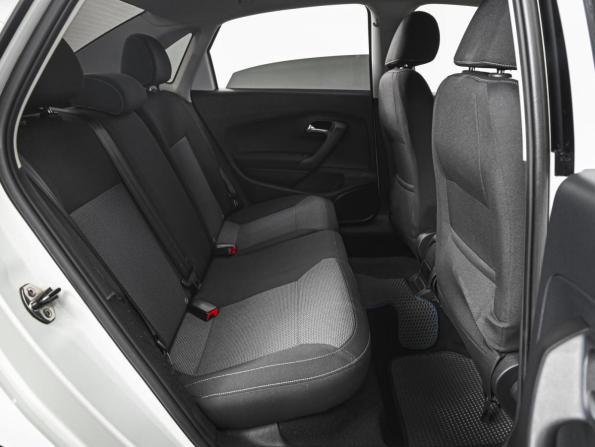Volkswagen Polo V Рестайлинг с пробегом 2016 года, цена 1 279 000 рублей, 118621 км, седан, Автокод Объявления