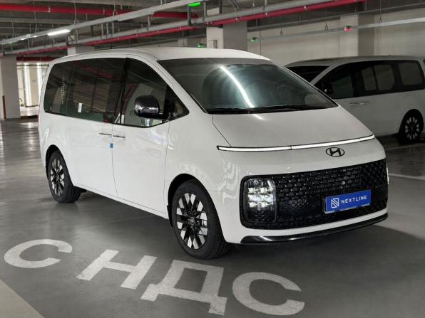 Новый Hyundai Staria I 2025 года, цена 10 390 000 рублей, минивэн, Автокод Объявления