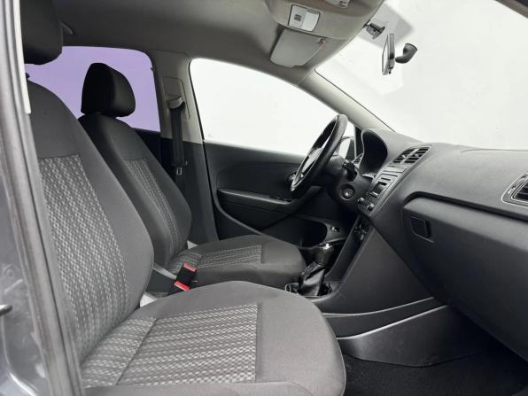 Volkswagen Polo V с пробегом 2015 года, цена 699 000 рублей, 220125 км, седан, Автокод Объявления